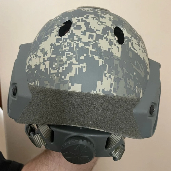 Men’s Air-soft Helmet - Picture 4 of 6